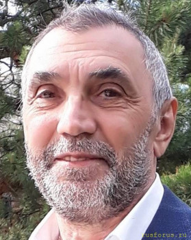 И клёна жёлтые ладони страницы лета пролистают - фото для сайта 2.jpg